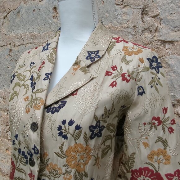 Alfred Dunner Floral Embroidered Blazer - Picture 2 of 10